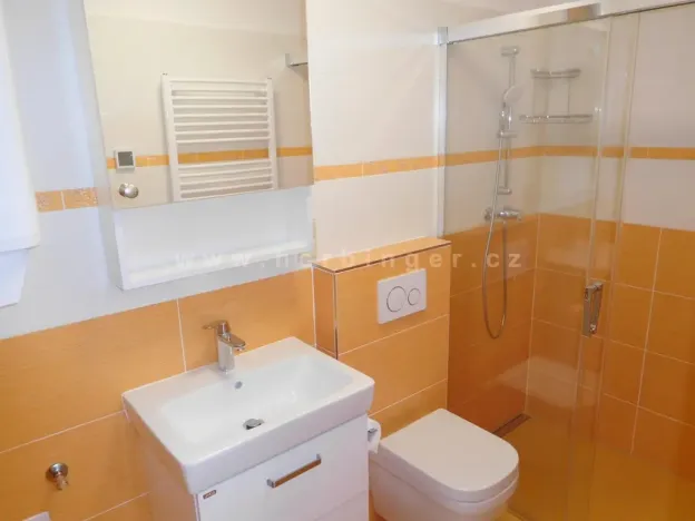 Pronájem bytu 1+kk, Šlapanice, Masarykovo náměstí, 23 m2