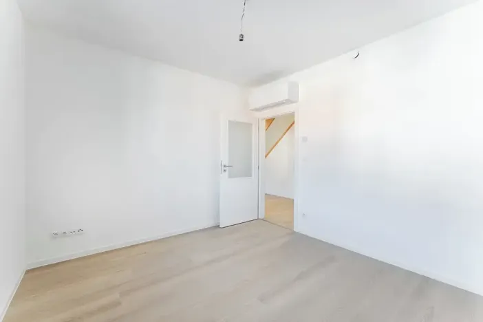 Prodej bytu 3+kk, Praha - Libeň, Zenklova, 72 m2
