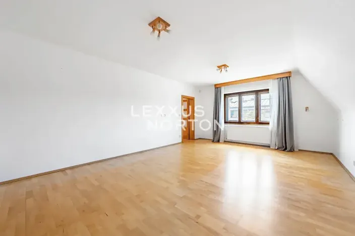 Pronájem rodinného domu, Praha - Nebušice, Hornofova, 230 m2