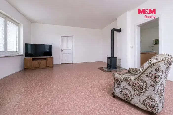 Prodej bytu 2+1, Všemyslice - Neznašov, 70 m2