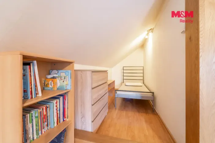 Prodej rodinného domu, Lochovice, 180 m2