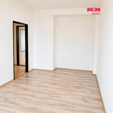 Prodej bytu 4+kk, Pardubice - Černá za Bory, Na Vsi, 74 m2
