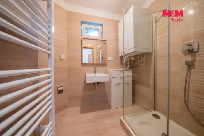 Prodej rodinného domu, Lažánky, 275 m2