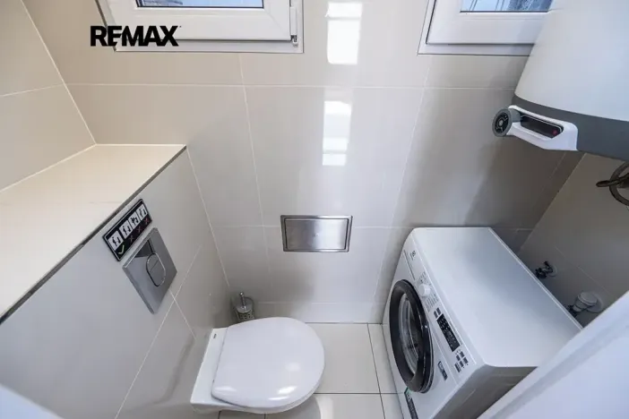Pronájem bytu 2+kk, Praha - Nusle, Čestmírova, 43 m2