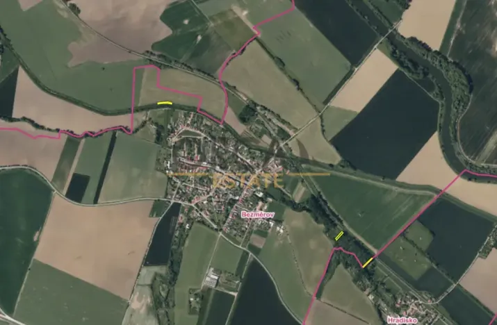 Prodej lesa, Bezměrov, 1621 m2