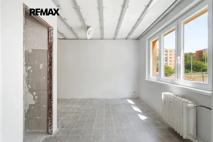 Prodej obchodního prostoru, Plzeň, Rokycanská, 27 m2