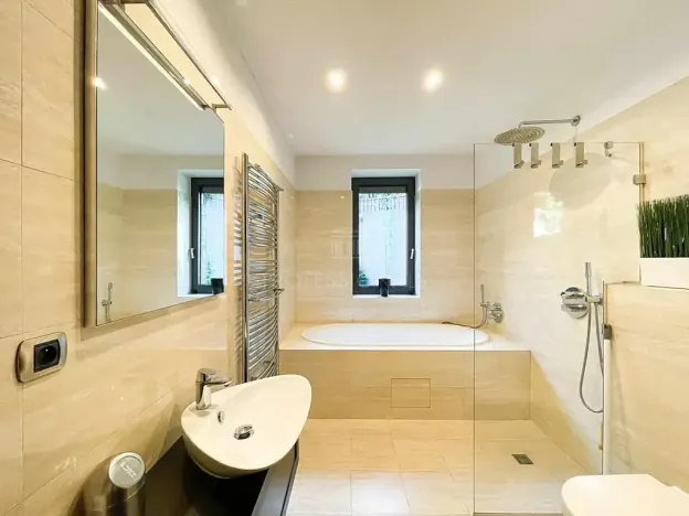 Pronájem bytu 3+kk, Praha - Podolí, Jeremenkova, 100 m2