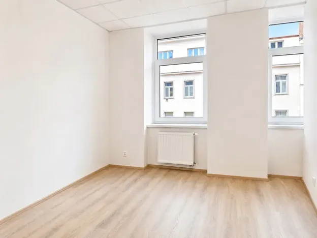 Pronájem bytu 2+kk, Brno, Kounicova, 37 m2