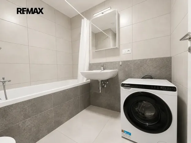 Pronájem bytu 1+kk, Plzeň, Goldscheiderova, 40 m2