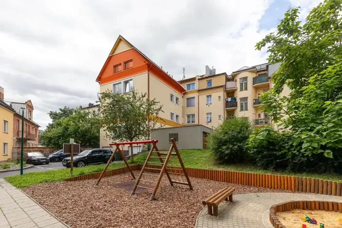 Prodej bytu 3+1, Opava, Krnovská, 95 m2