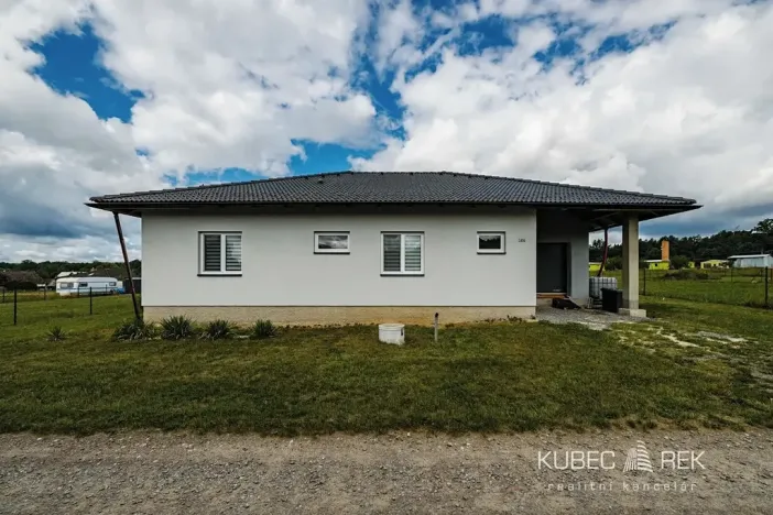 Prodej rodinného domu, Ústrašice, 130 m2