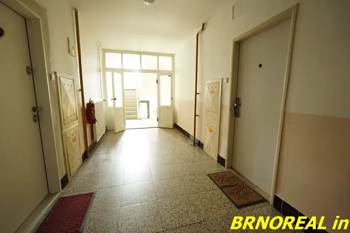 Pronájem bytu 1+1, Brno, Sibiřská, 31 m2