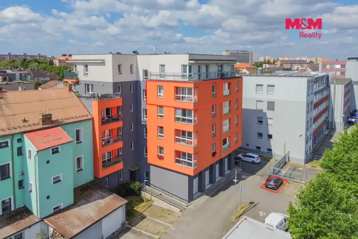 Pronájem bytu 2+kk, Plzeň - Lobzy, Sušická, 46 m2