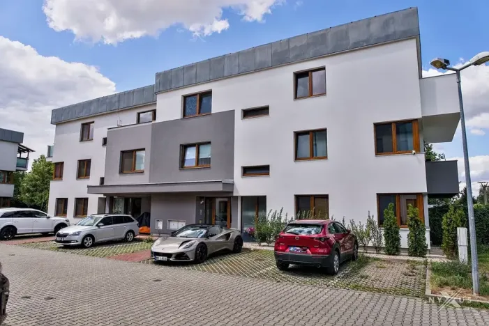 Prodej bytu 2+kk, Měšice, Habrová, 61 m2
