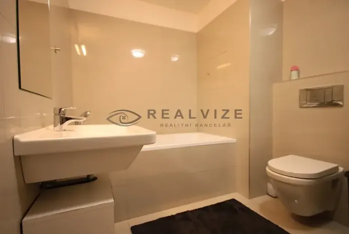 Pronájem bytu 2+kk, České Budějovice, Jírovcova, 57 m2