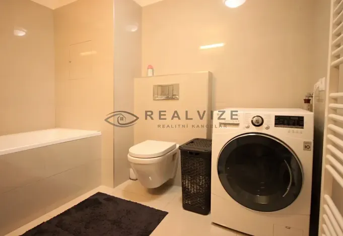 Pronájem bytu 2+kk, České Budějovice, Jírovcova, 57 m2