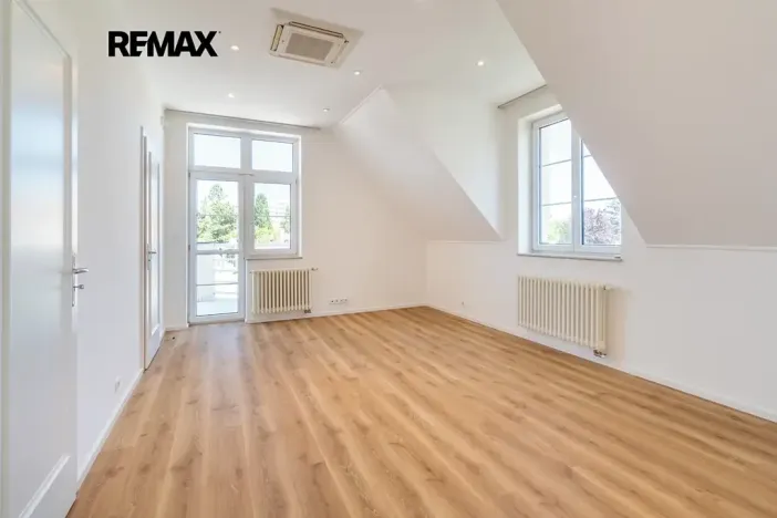 Prodej vily, Praha - Libuš, Betáňská, 507 m2