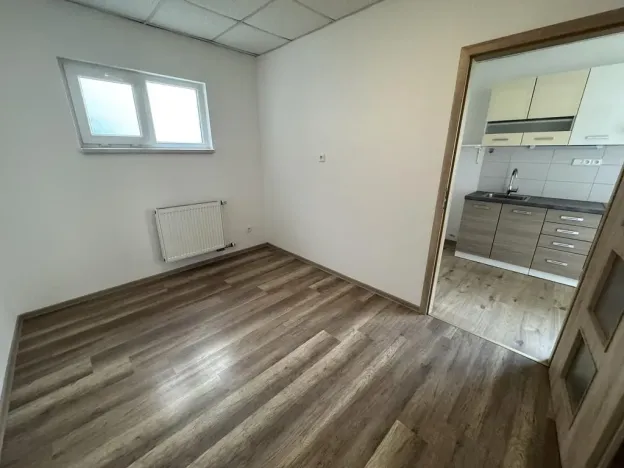 Pronájem bytu 2+kk, Hrušovany u Brna, Masarykova, 50 m2