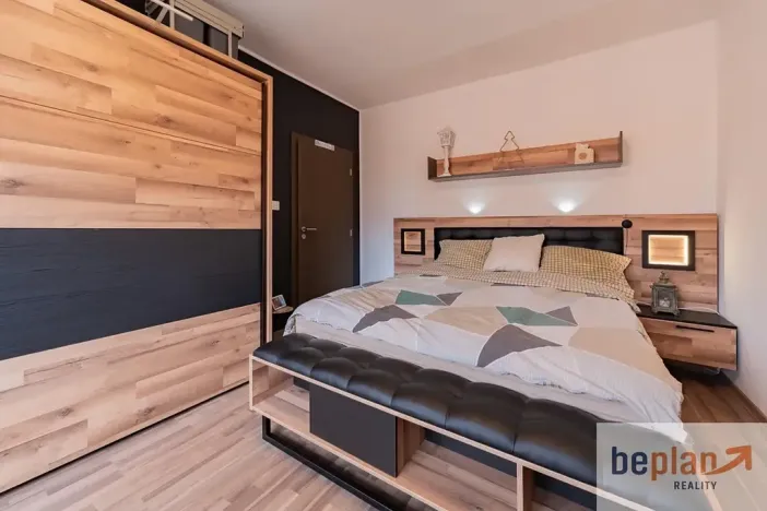 Prodej bytu 2+1, Nová Role, Svobodova, 54 m2