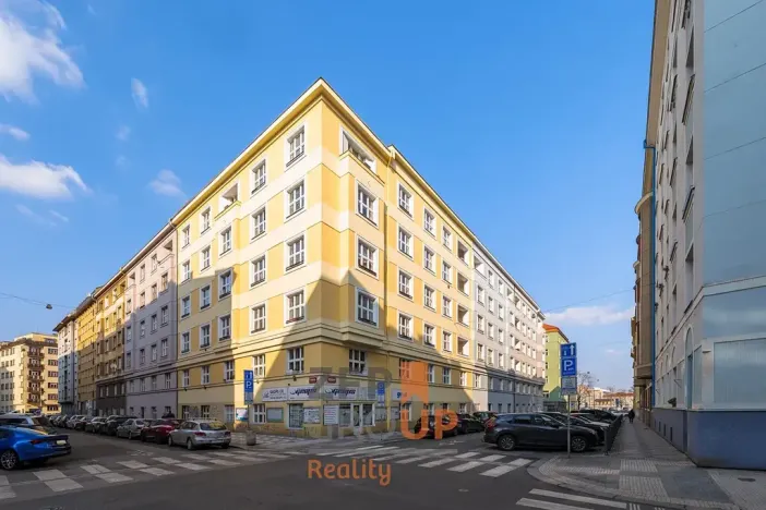Prodej bytu 4+kk, Praha - Holešovice, Šternberkova, 117 m2