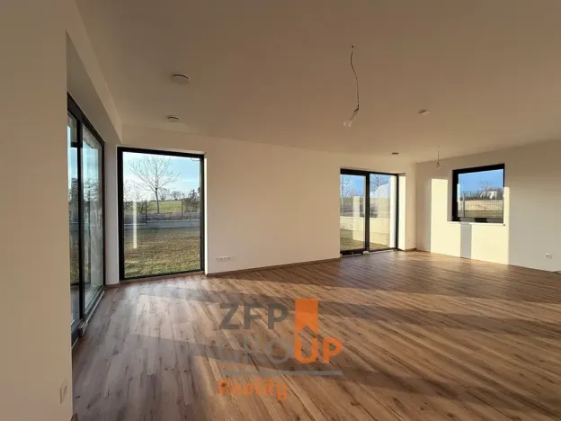 Prodej ubytování, Dříteč, 228 m2