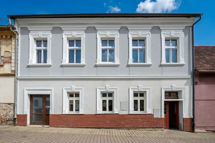 Prodej vícegeneračního domu, Švihov, nám. T. G. Masaryka, 240 m2
