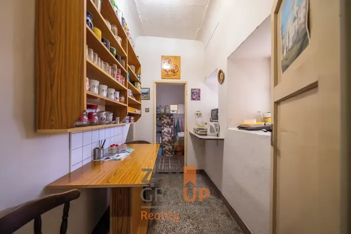 Prodej obchodního prostoru, Šatov, 470 m2