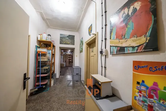 Prodej obchodního prostoru, Šatov, 470 m2