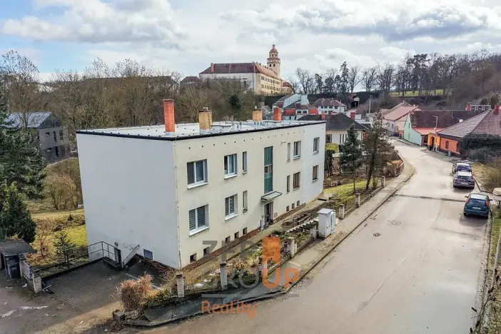 Prodej bytu 3+1, Moravský Krumlov, Pod zámkem, 70 m2
