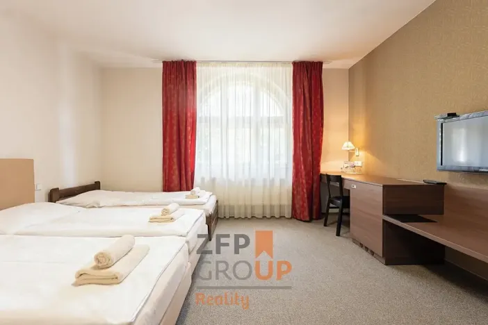 Prodej ubytování, Lysice, nám. Osvobození, 1400 m2
