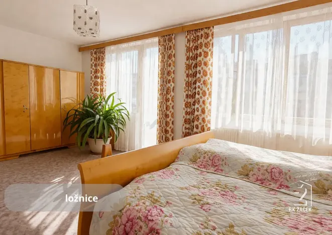 Prodej rodinného domu, České Budějovice - České Budějovice 6, Zeyerova, 197 m2