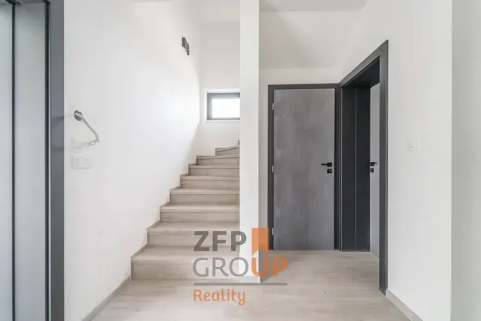 Prodej rodinného domu, Dříteč, 228 m2