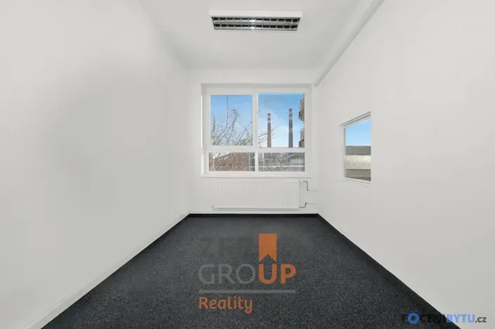 Prodej obchodního prostoru, Hodonín, Velkomoravská, 702 m2