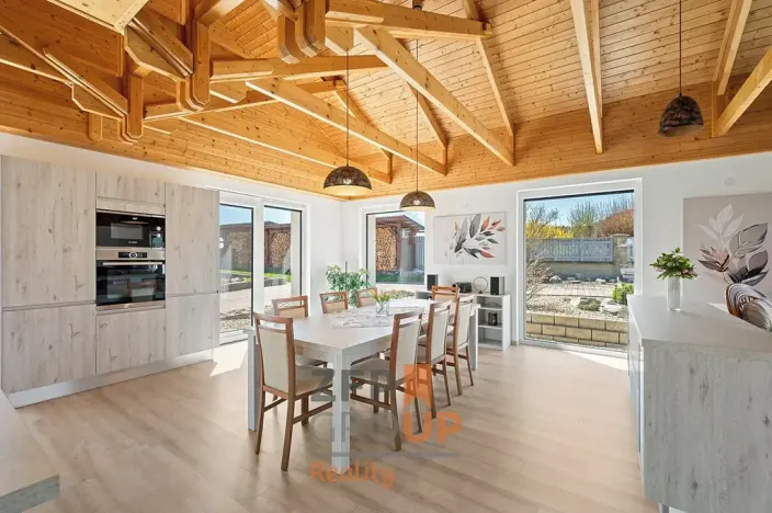 Prodej rodinného domu, Rozstání, 450 m2