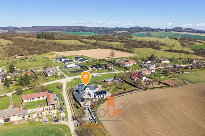 Prodej rodinného domu, Rozstání, 450 m2