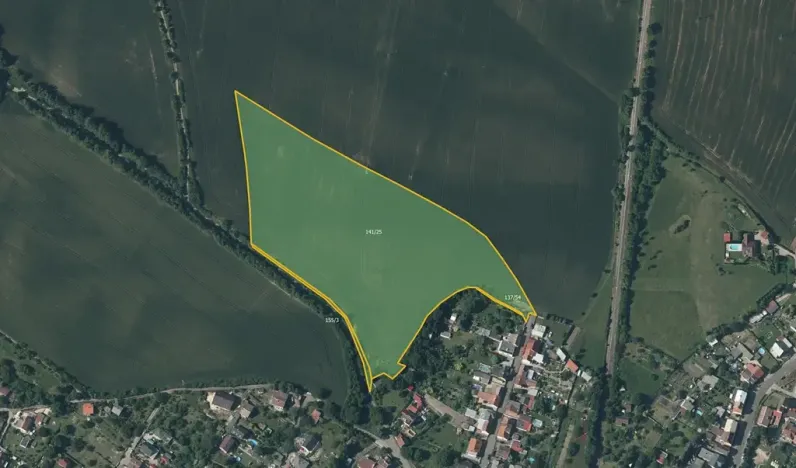 Prodej pole, Lhotka nad Labem, 9589 m2