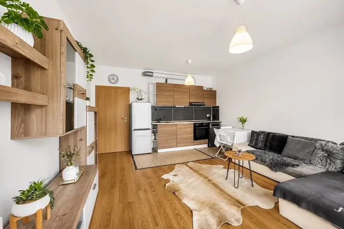 Pronájem bytu 1+kk, Praha - Čakovice, Bermanova, 42 m2