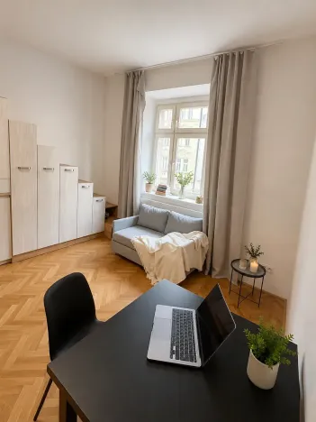 Pronájem bytu 1+kk, Praha - Nusle, Jaromírova, 25 m2