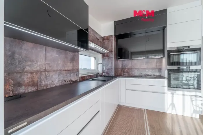 Prodej bytu 5+kk, Ořech, Karlštejnská, 112 m2