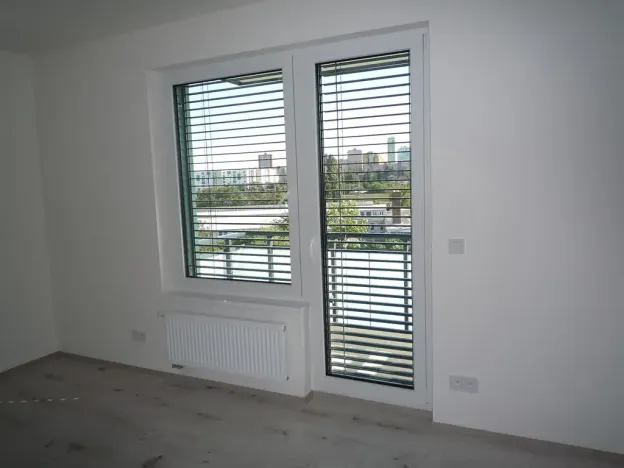 Pronájem bytu 1+kk, Praha - Strašnice, Strančická, 34 m2