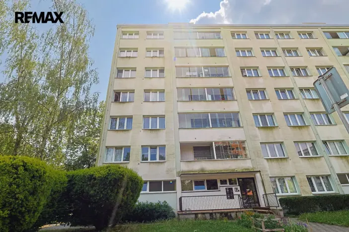 Prodej bytu 3+1, Pardubice - Polabiny, Varšavská, 69 m2