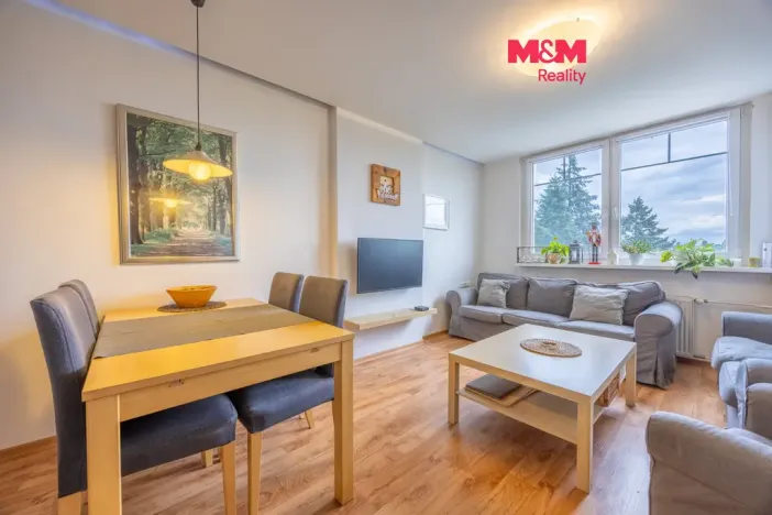 Prodej bytu 3+1, Klášterec nad Ohří, Školní, 68 m2