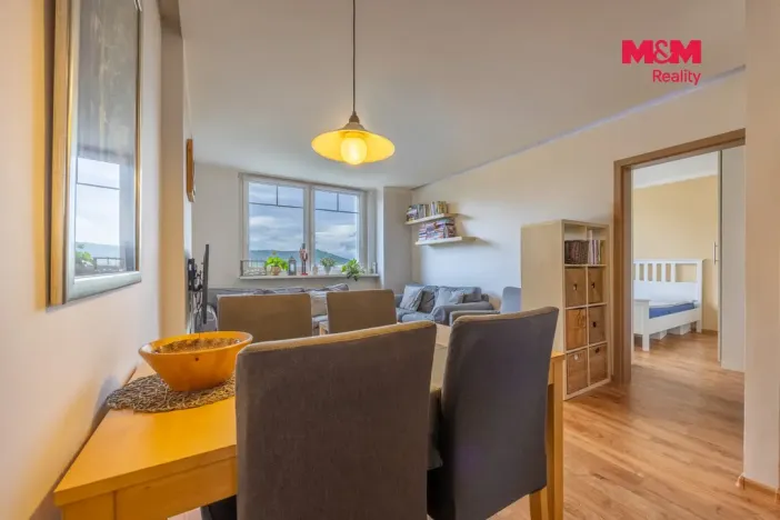 Prodej bytu 3+1, Klášterec nad Ohří, Školní, 68 m2