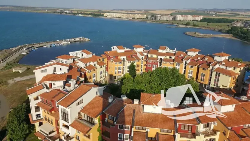 Prodej bytu 1+kk, Acheloj, Bulharsko, 46 m2