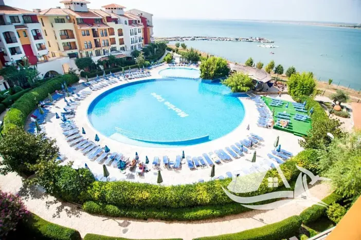 Prodej bytu 1+kk, Acheloj, Bulharsko, 46 m2