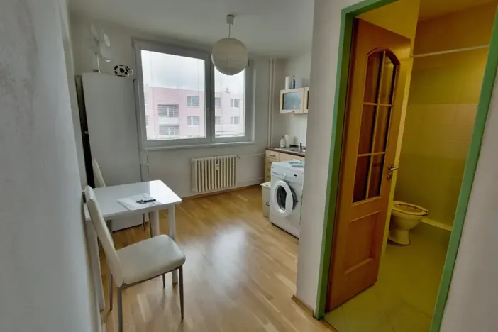 Pronájem bytu 1+1, Modřice, Husova, 44 m2