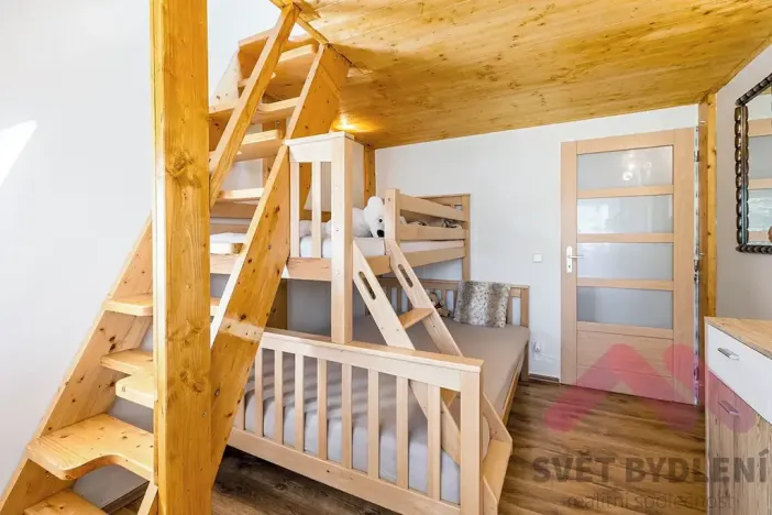 Prodej rodinného domu, Nupaky, K Parku, 160 m2