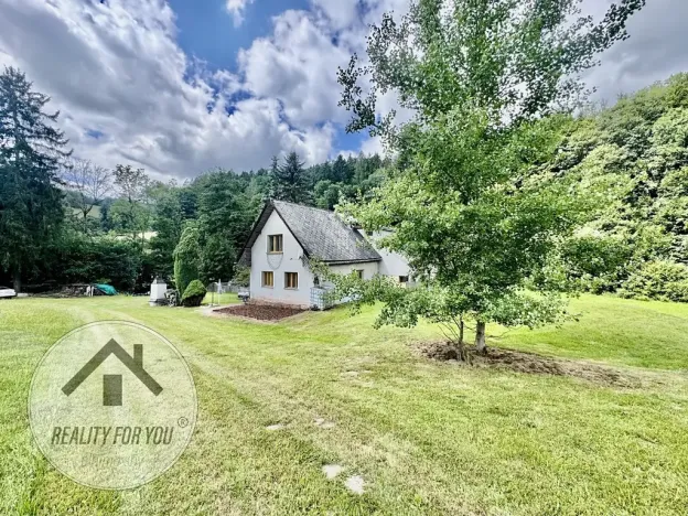 Prodej rodinného domu, Libštát, 220 m2