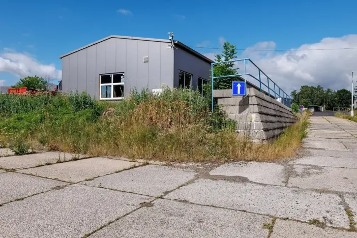 Prodej výrobních prostor, Dubí, Horská, 3047 m2