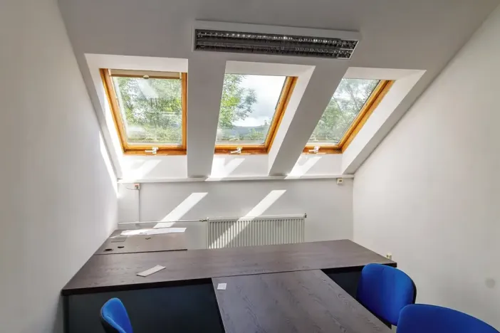 Prodej výrobních prostor, Dubí, Horská, 3047 m2